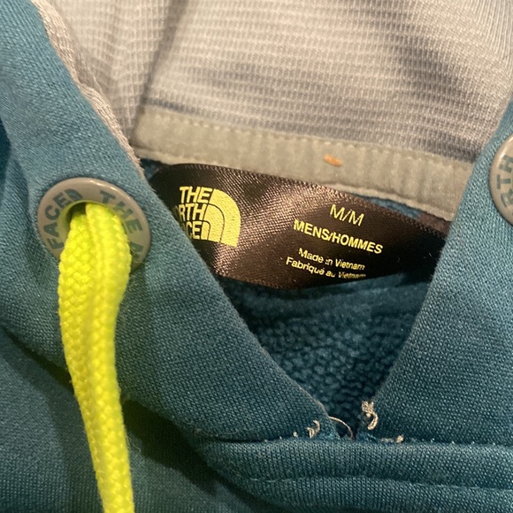 The North Face men’s sweatshirt - Picture 2 of 4